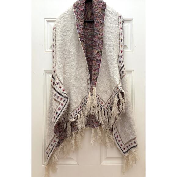 Cardigan Sleeveless Open Font Fringe Fuzzy Women’s One  Size. - Picture 1 of 7